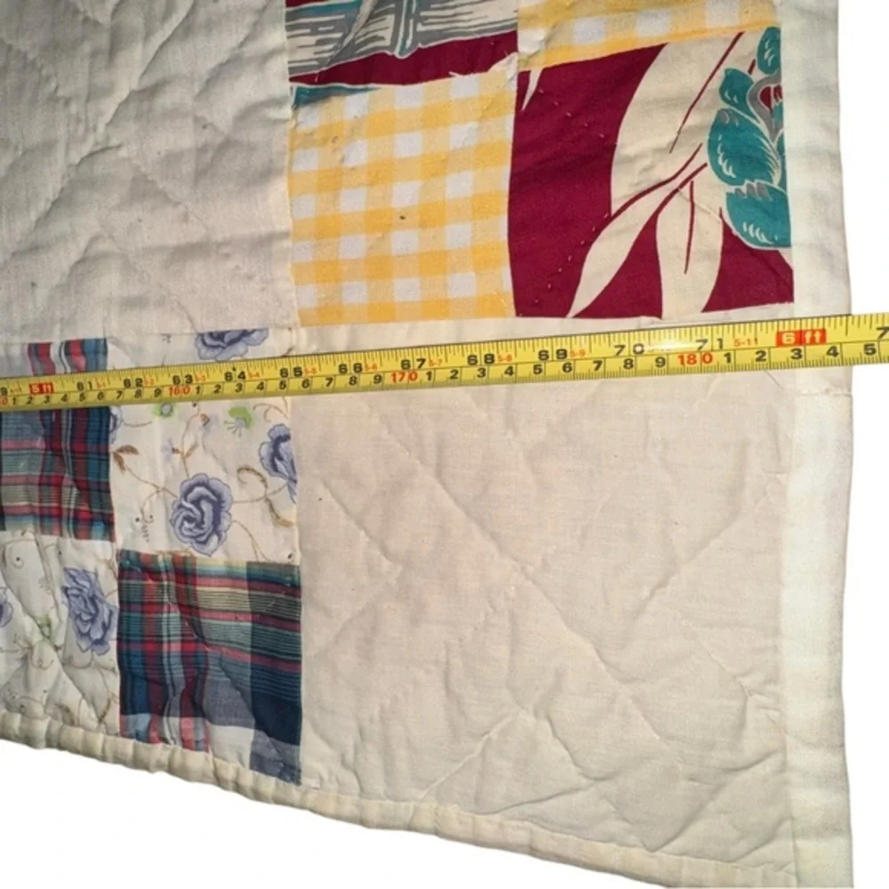 VTG handcrafted patchwork quilt 72.5 x 85‎ multicolored